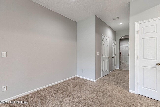 Building Photo - 5784 Sandstone Way