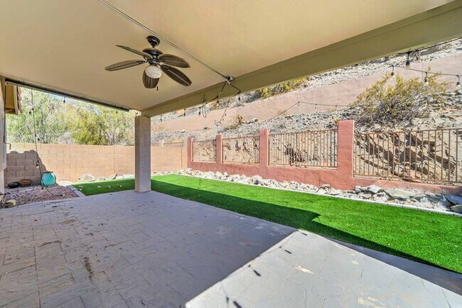 Building Photo - READY TO VIEW NOW! Stunning 3 Bed 2 Bath H...