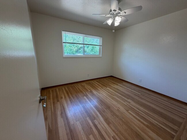 Building Photo - Gorgeous Rancho Cordova Home on Large Corner Lot!