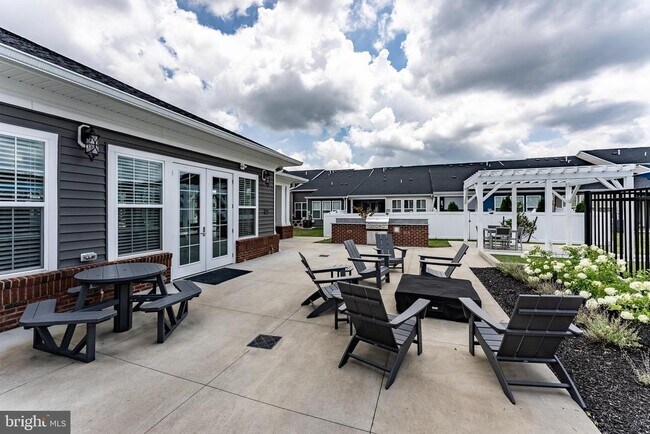 Building Photo - 3700 Havertill Ln