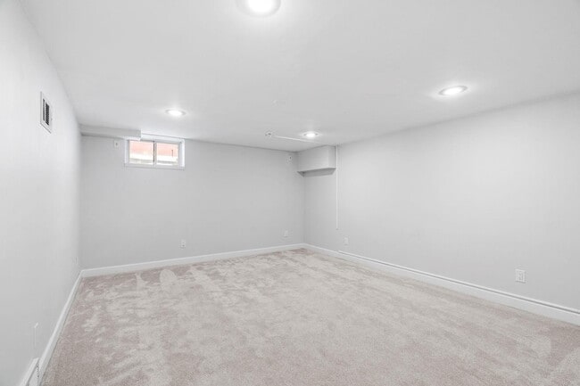 Building Photo - 5705 Logan Ave S