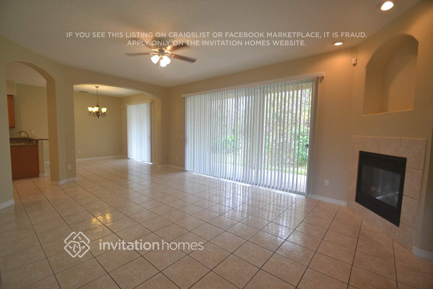 Building Photo - 2640 Grove View Dr