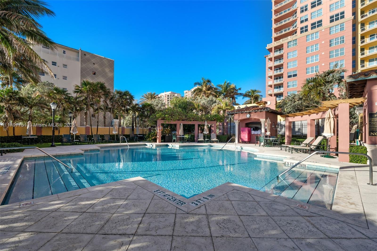 Building Photo - 2100 N Ocean Blvd