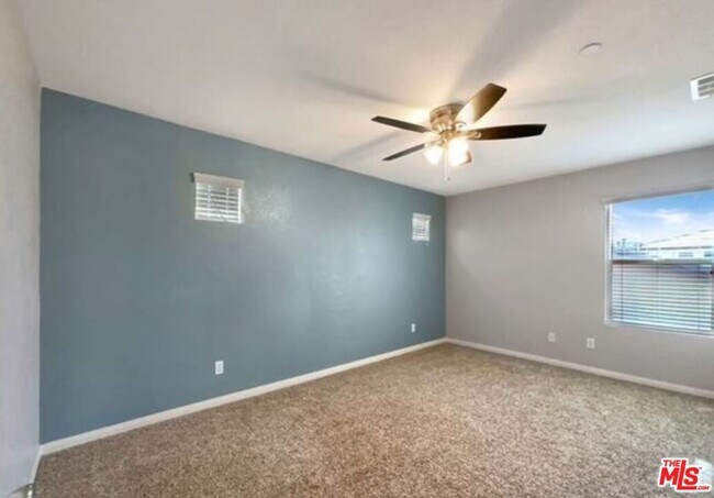 Building Photo - 8823 Mora Ct