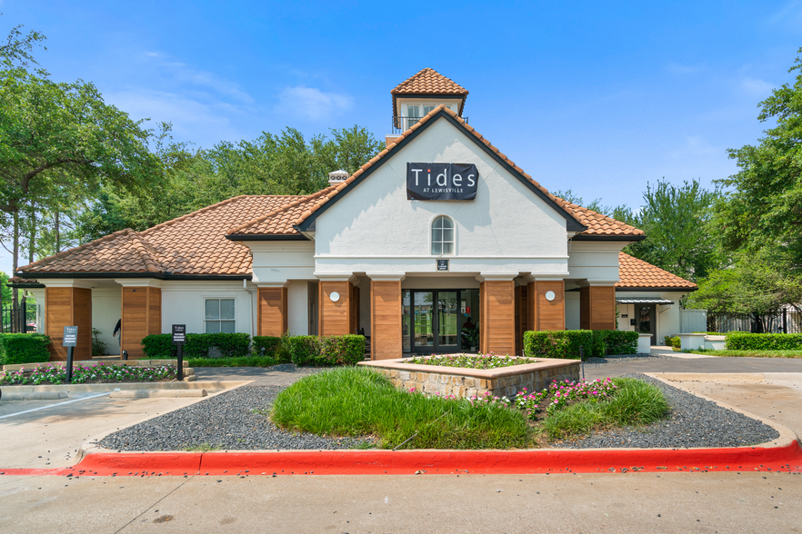 Interior Photo - Arboretum at Lewisville