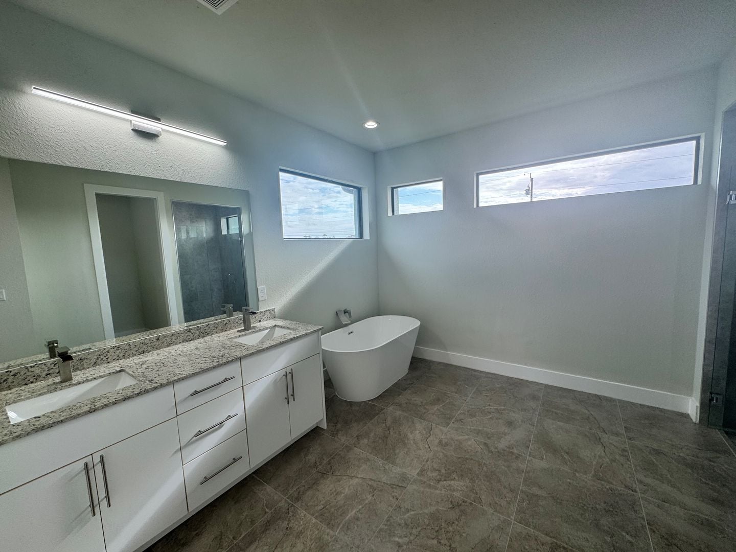 Building Photo - 1638 NW 36th Pl