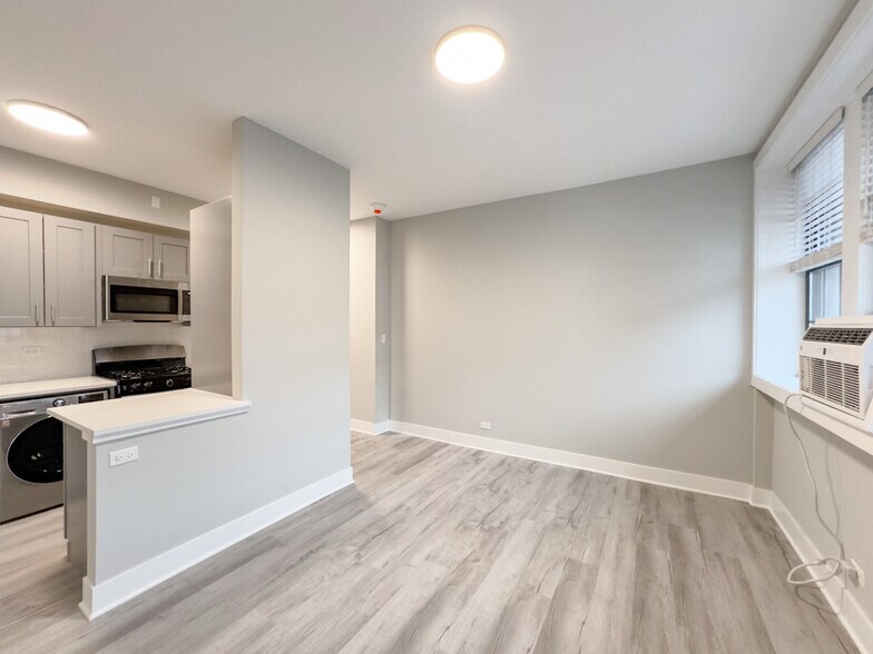 Building Photo - 373 Hazel Ave