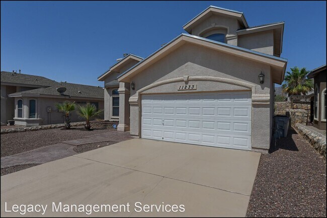 Building Photo - 4 br, 2.5 bath House - 11233 Red Barrel