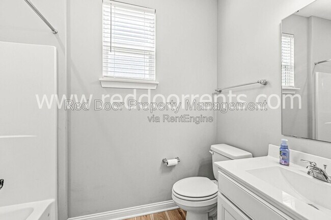 Building Photo - 15648 W Rail Dr