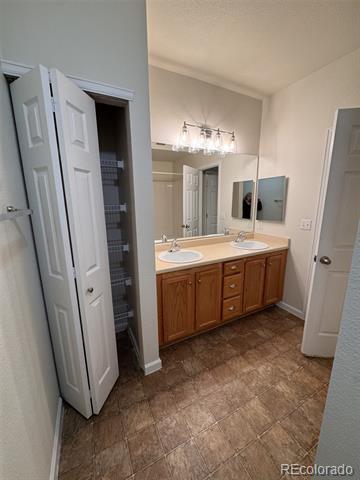 Building Photo - 7440 S Blackhawk St