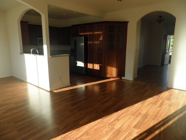 Building Photo - 362 Jan's Ct