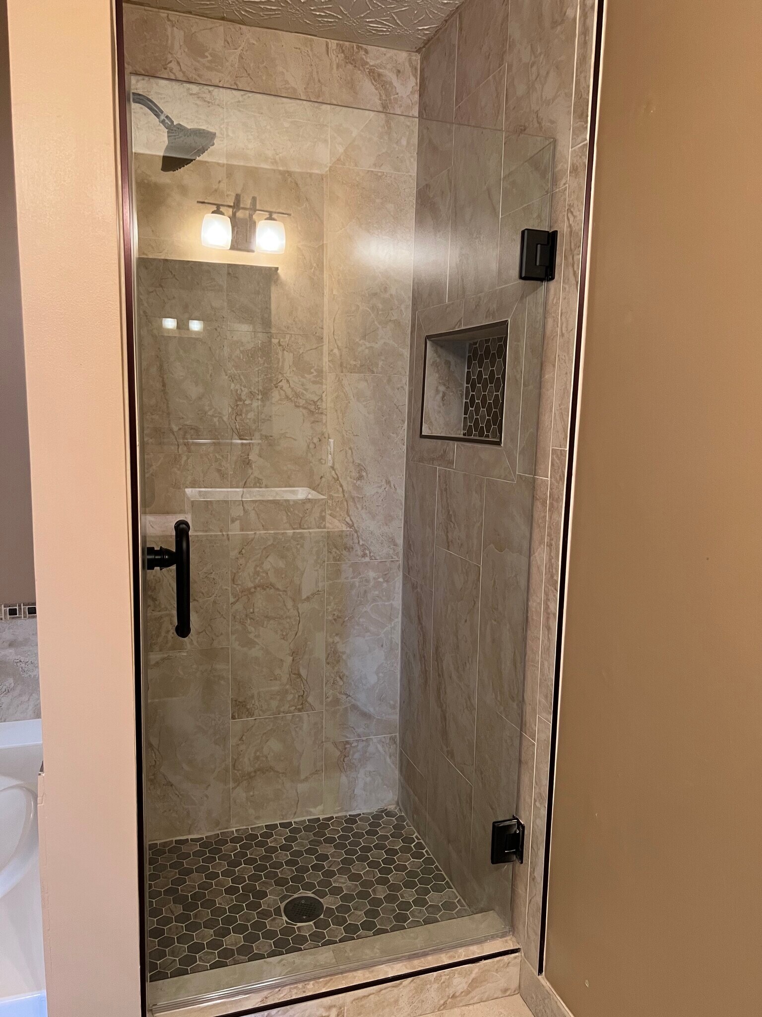 upgraded shower, separate tub for relaxation - 325 parc river blvd