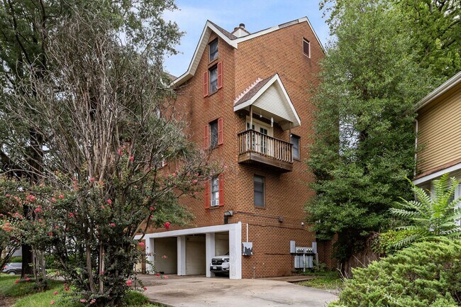Building Photo - 849 Baldwin Ave