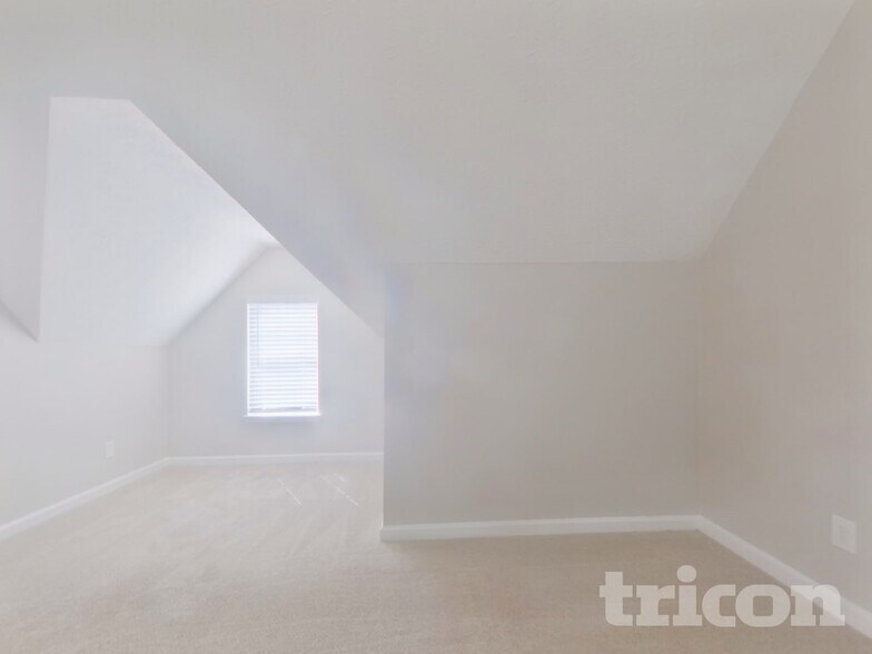 Building Photo - 5730 Wellborn Creek Dr