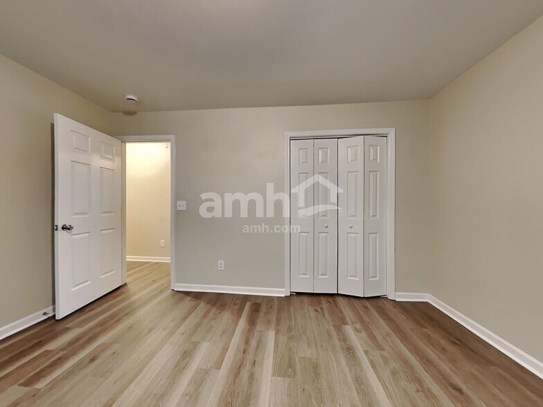 Building Photo - 5329 Deep Blue Ln