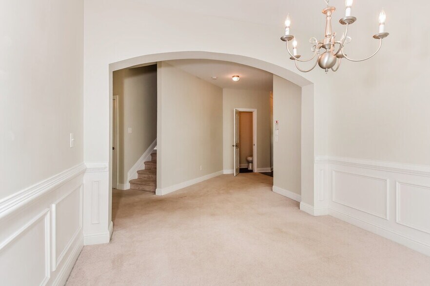 Building Photo - 5345 Cactus Cove Ln