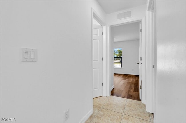 Building Photo - 1601 SW 12th Terrace