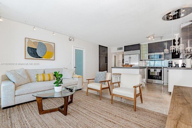 Building Photo - 2301 Collins Ave