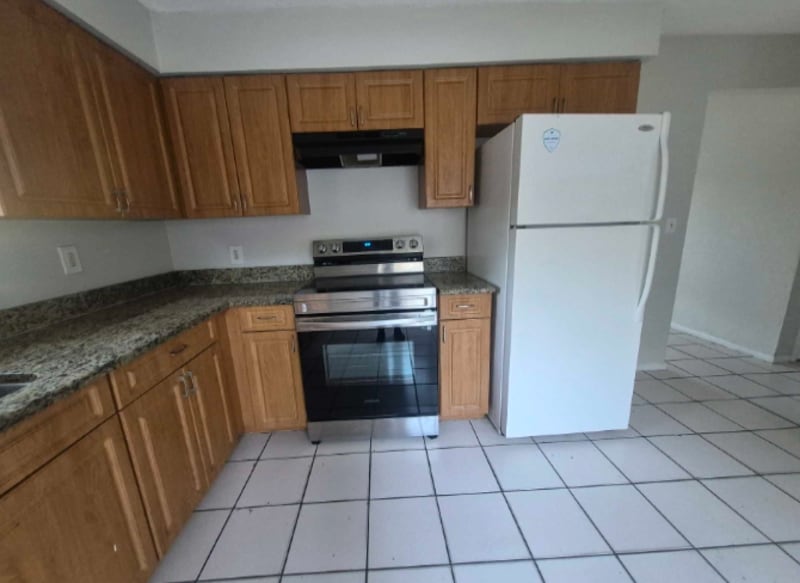 Building Photo - 15117 Avalon Ave