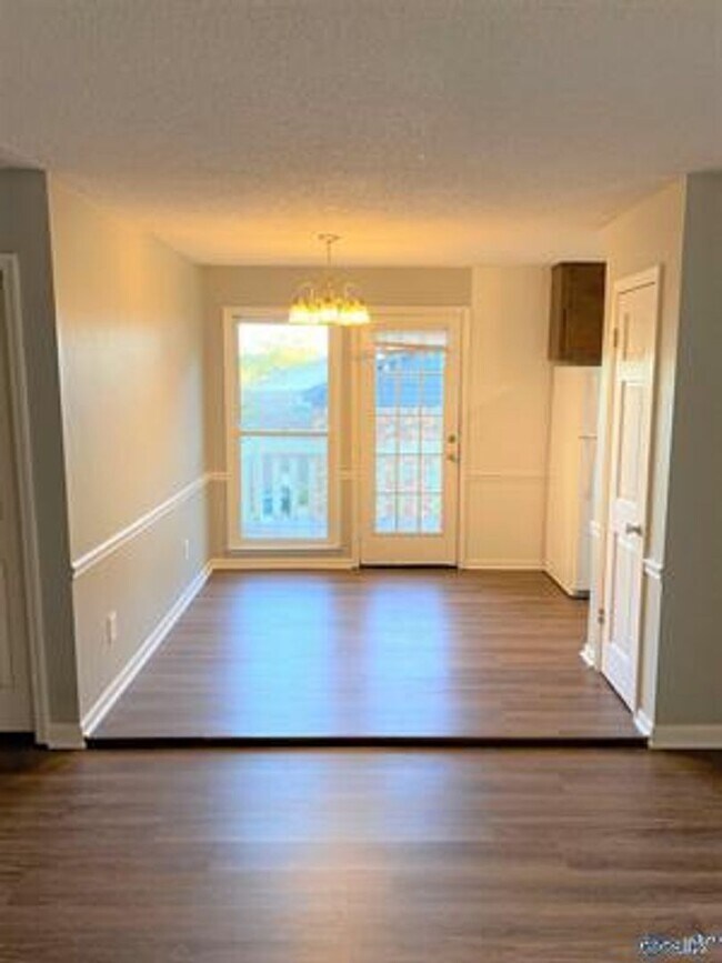 Building Photo - 1503 Halston Circle