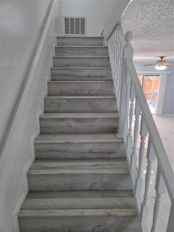 Building Photo - 11703 Wesson Cir W