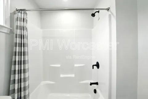 Building Photo - 5 Millie's Wy