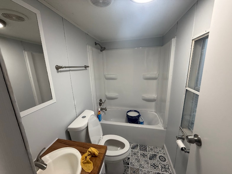 Building Photo - 3419 US-65