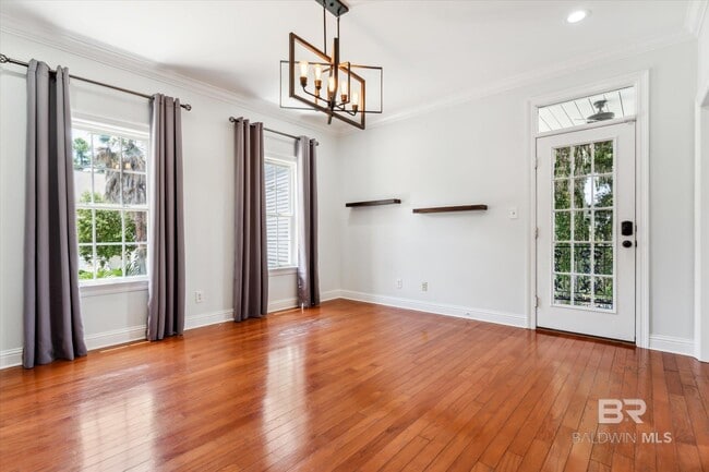 Building Photo - 6363 D'Olive Ct