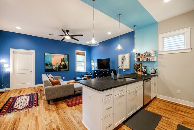 Building Photo - Amazing 3 Bedroom Home in Church Hill!! ***Available Early May 2026***