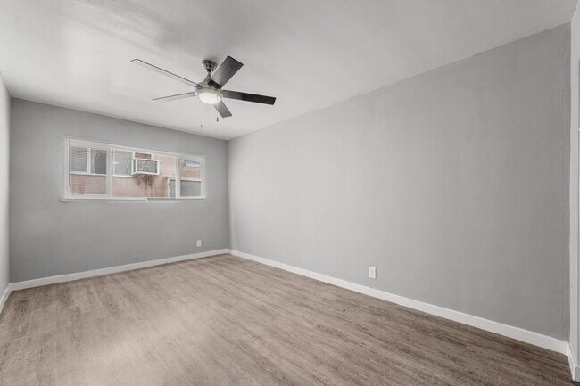 Building Photo - 4024 Gelber Pl