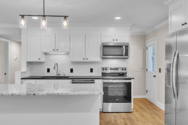 Building Photo - 118 Whitmire Rd