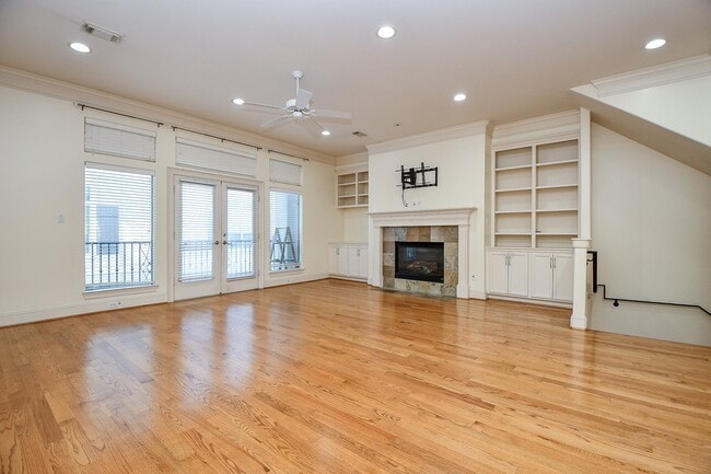 Building Photo - 6818 Staffordshire Blvd