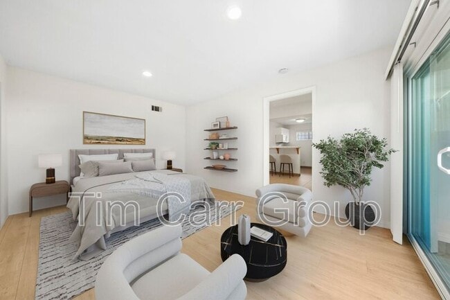 Building Photo - 221 Cabrillo St