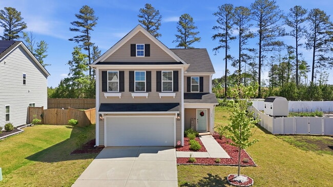 Building Photo - 450 Hawksbill Dr