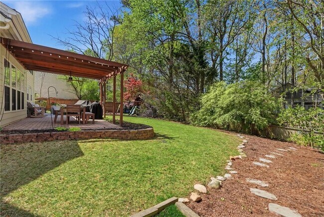 Building Photo - 943 Bendleton Dr