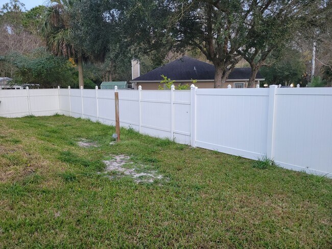 Building Photo - 1210 4 Mile Rd