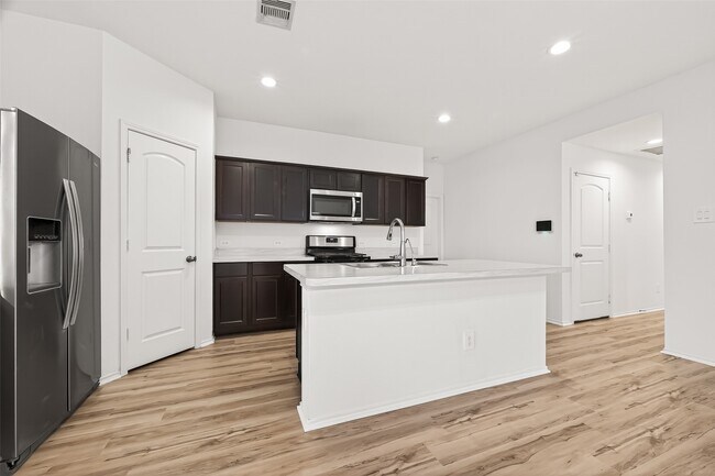 Building Photo - 21522 Violet Rdg Rd