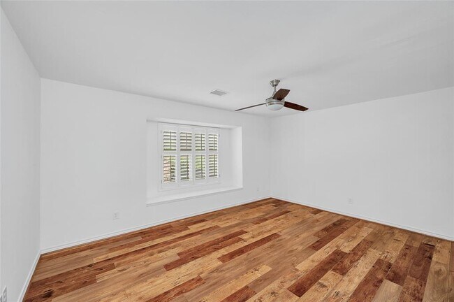 Building Photo - 14719 Barryknoll Ln
