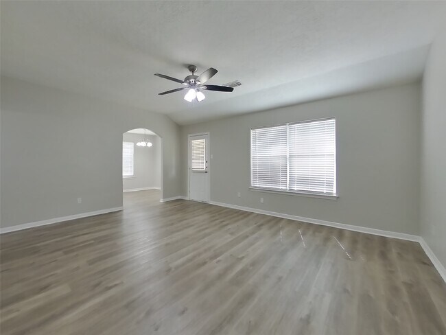 Building Photo - 224 Kellyn Ct