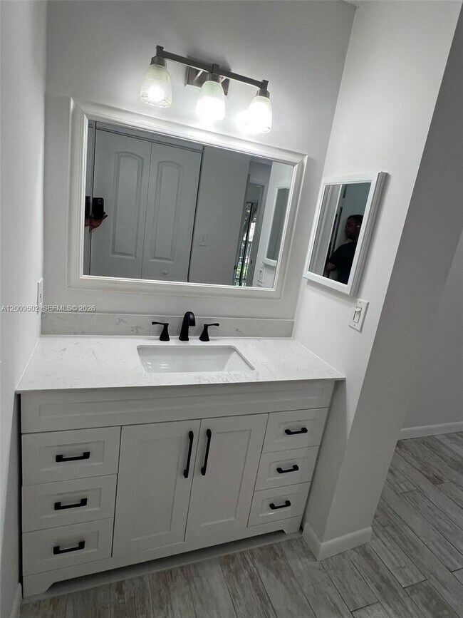 Building Photo - 9203 SW 138th Pl