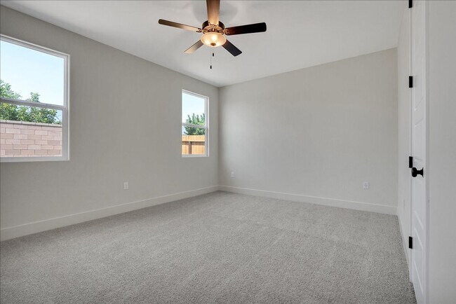 Building Photo - New Construction!