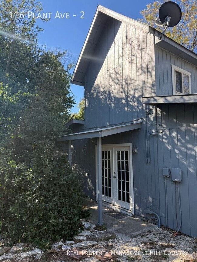 Building Photo - 116 N Plant Ave