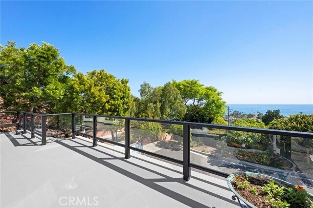 Building Photo - 1560 Sunset Ridge Dr