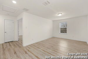 Building Photo - 1631 Iron Creek