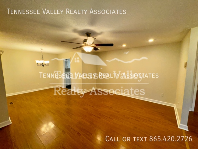 Building Photo - 1622 Colonade Rd