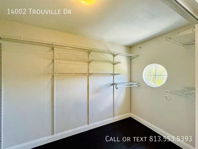 Building Photo - 14002 Trouville Dr