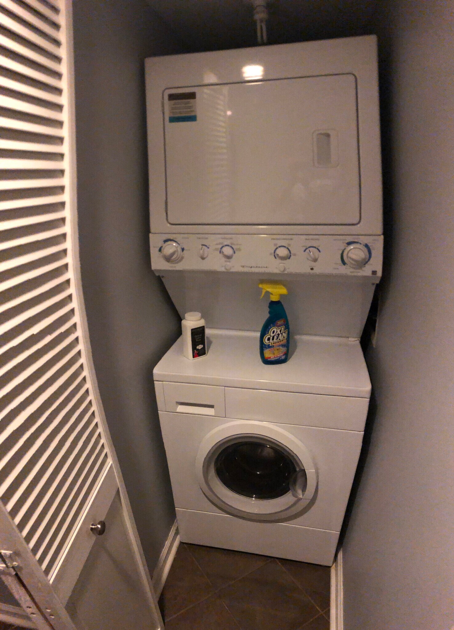 Building Photo - 1001 N Randolph St