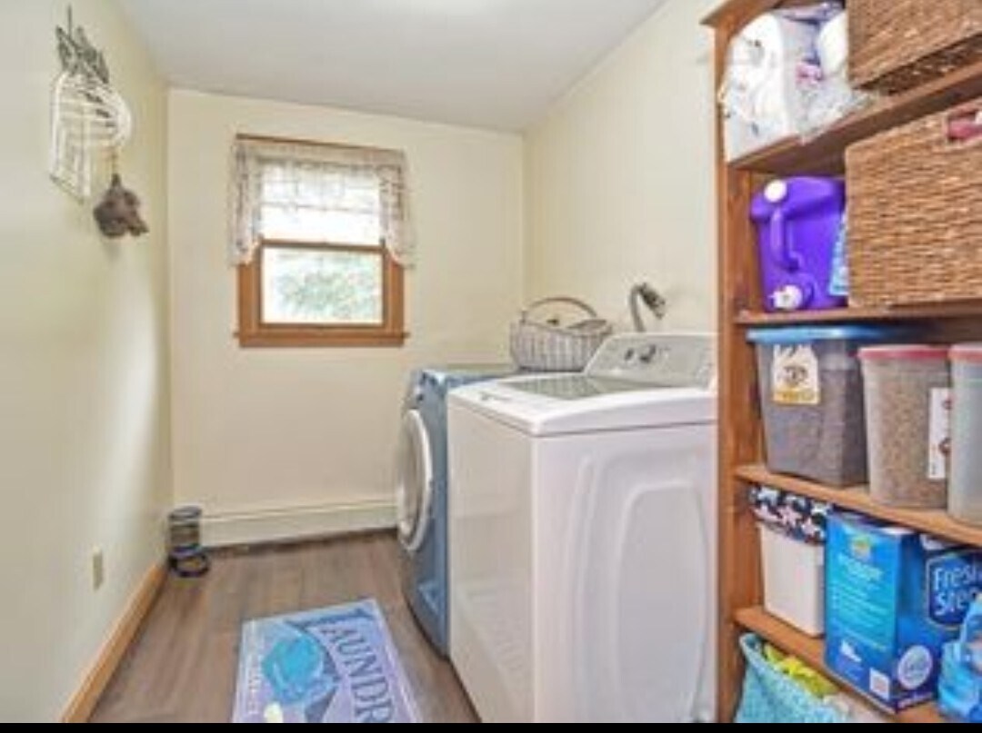 Building Photo - 393 Kelley Blvd