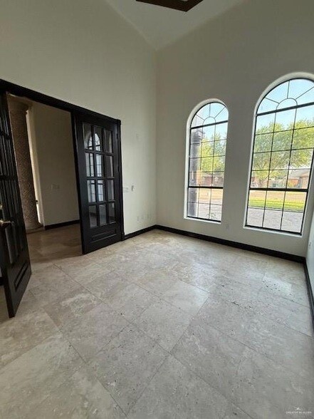 Building Photo - 7610 Wagon Trail Dr