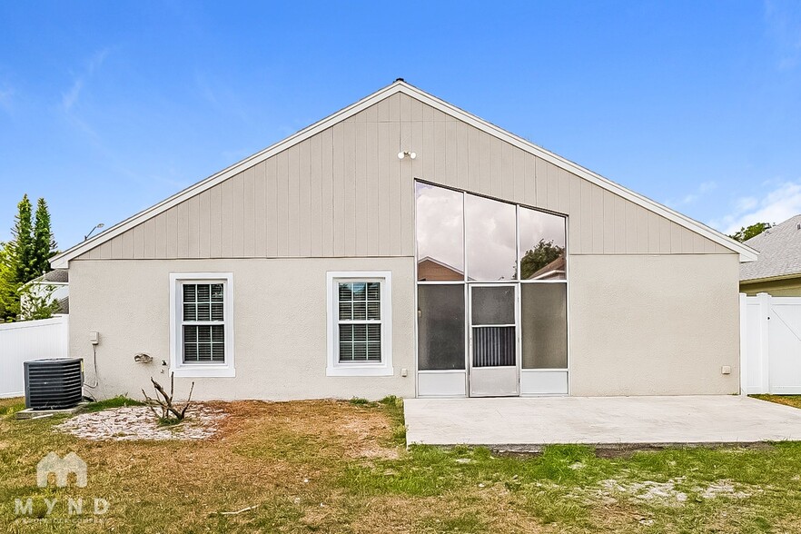 Building Photo - 10547 Cherry Oak Cir